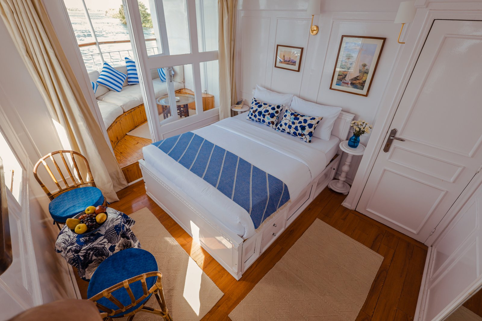 Suite with terrace on Fleur dahabiya