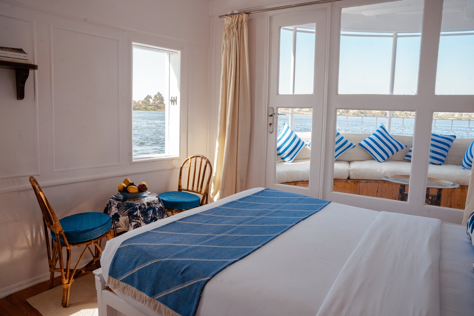 Suite with private terrace on Fleur dahabiya